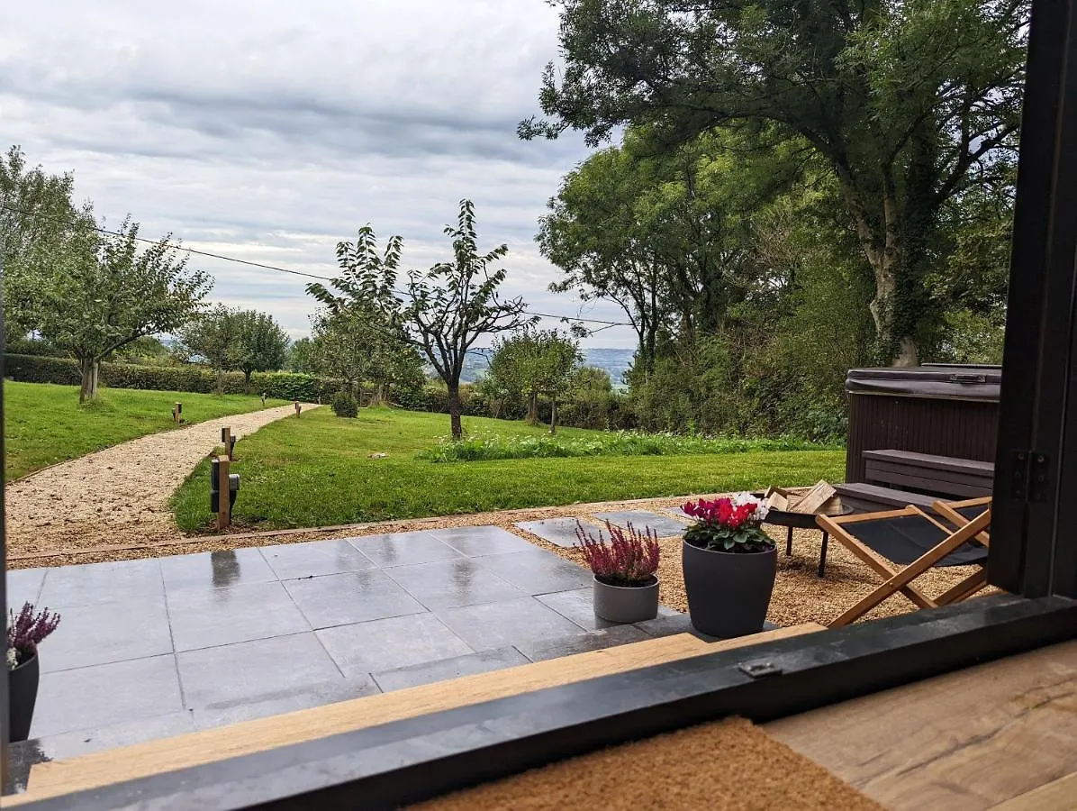 Luxury Shepherd'S Hut In Private Orchard W/Hot-Tub Bristol Holiday home